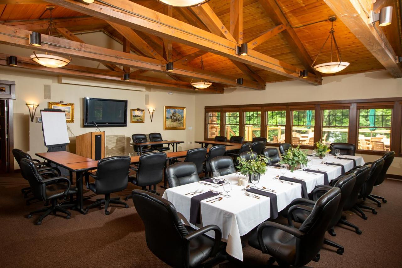 The Rockwell Lake Lodge Luther Экстерьер фото